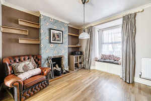 Lounge- click for photo gallery